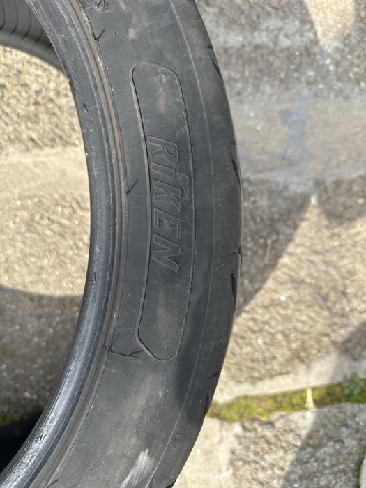 RIKEN 255/40/19 летни гуми