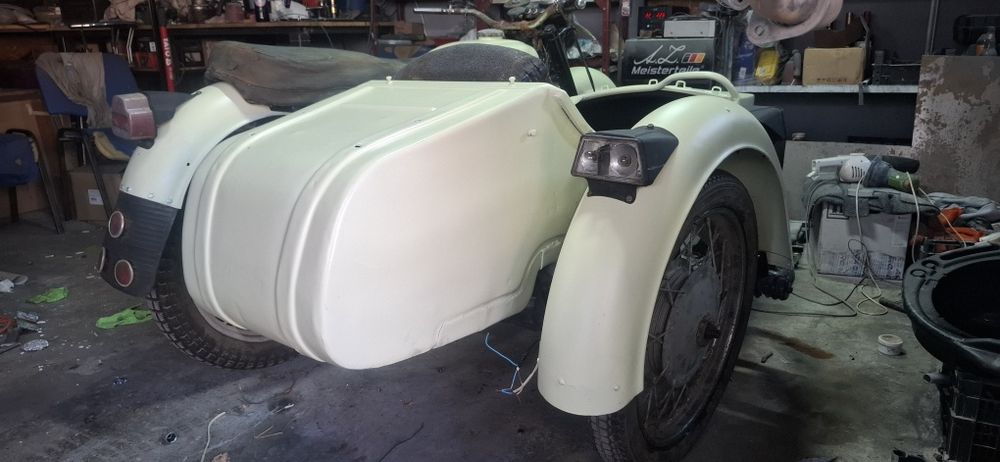 Dnepr / nipru motocicleta cu atas / ataj
