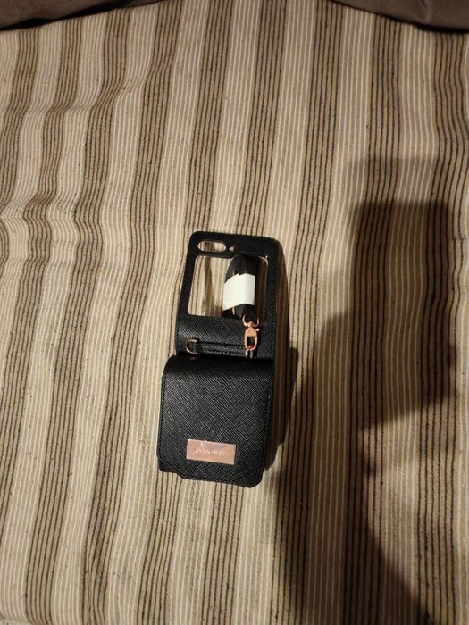 Husa flip 5 flip 5 flip 5