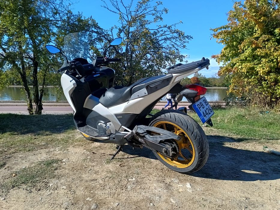 Honda Integra 700i  2012