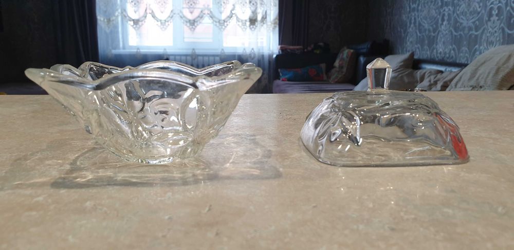 Продам сахарницу