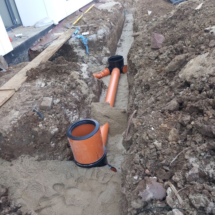 Canalizare exterioara la 110 lei / ml manopera