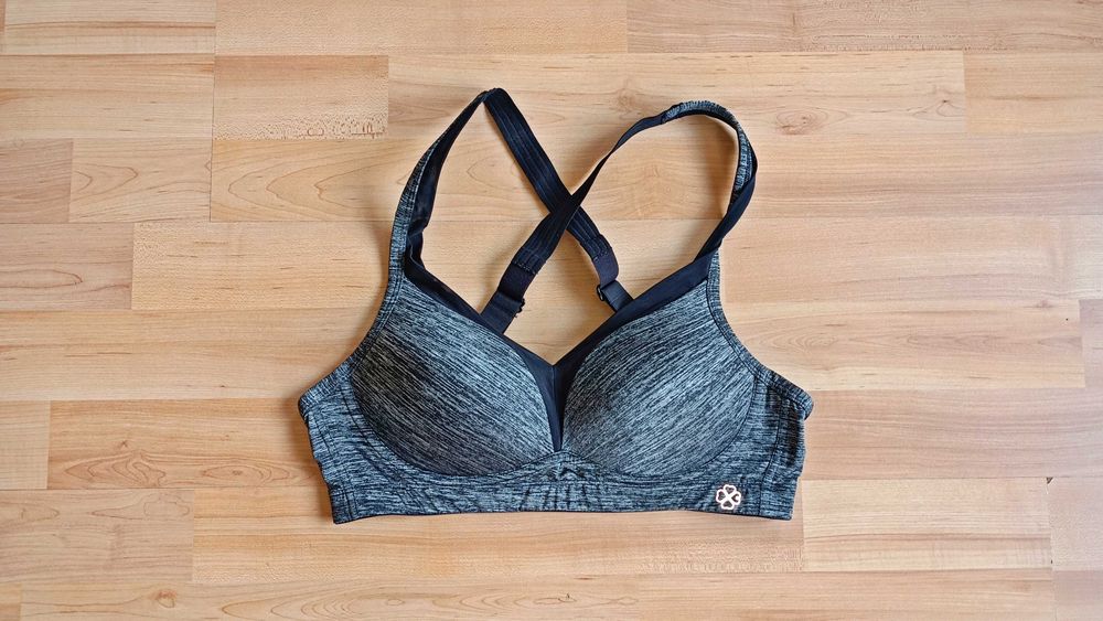 Brilliant  - Ватиран спортен екип