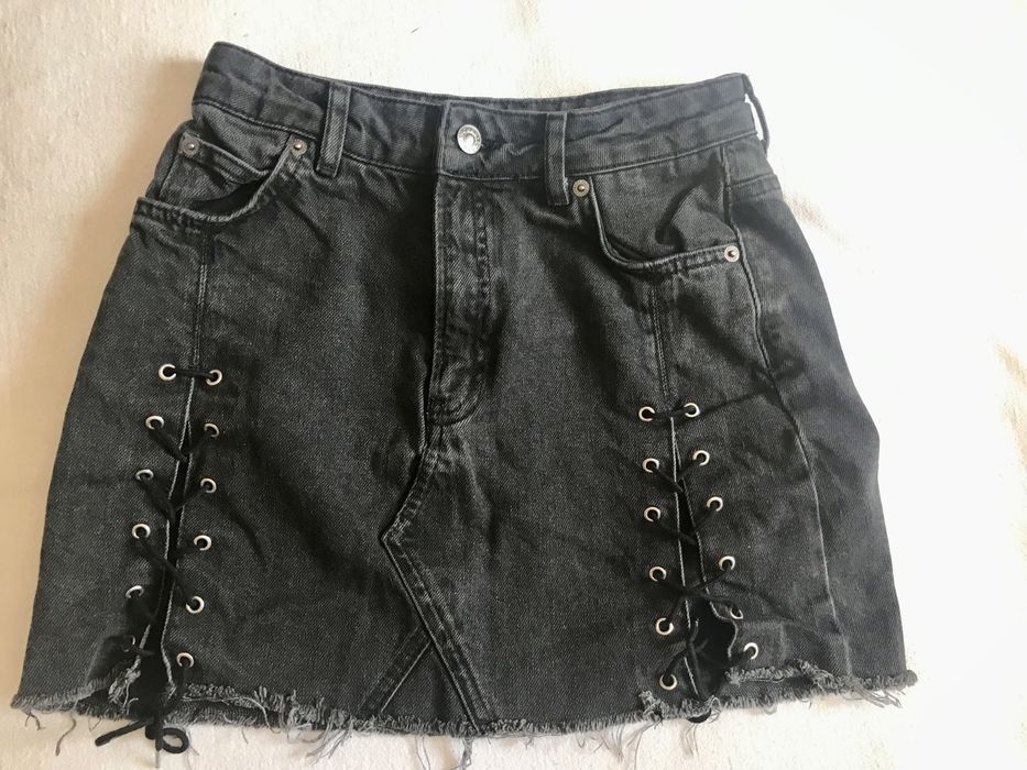 Fusta mini cu sireturi Marimea XS-S