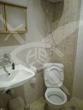 Дава се под наем Тристаен апартамент в Пловдив, Център - 80 кв.м за 432.48 € - Снимка #3