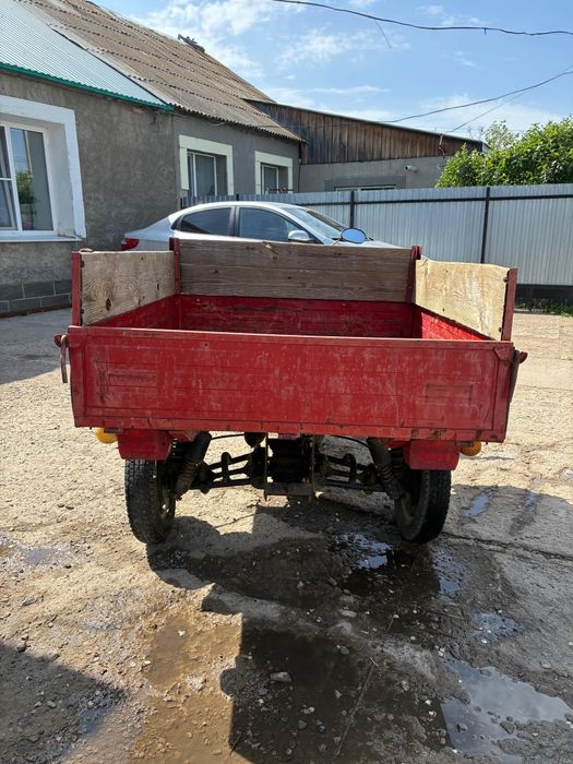 Продам моторолер