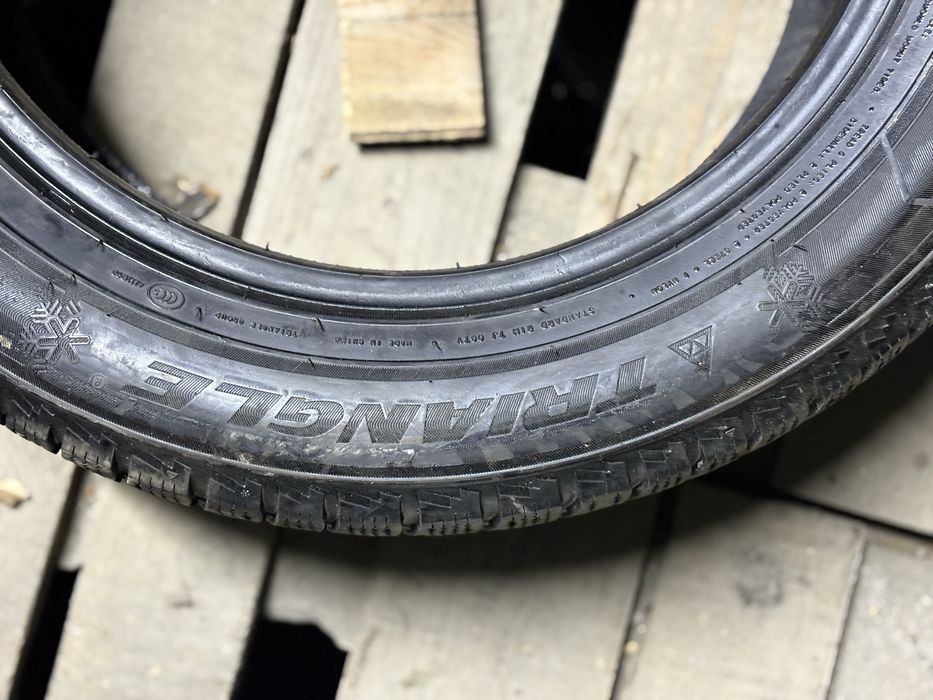 225/55/17 комплект зима