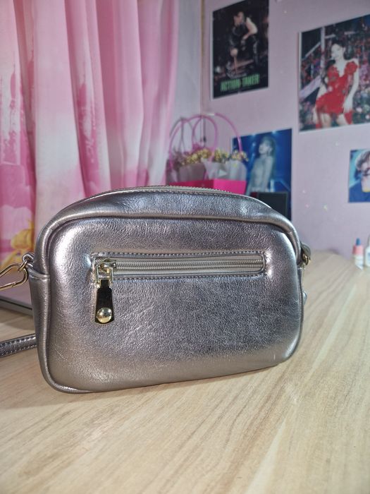 Вместительная, удобная, новая сумка