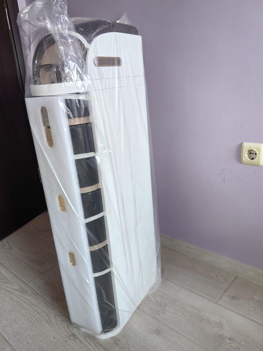 Шкаф на колелца лукс за всяка стая водоустойчив събира много