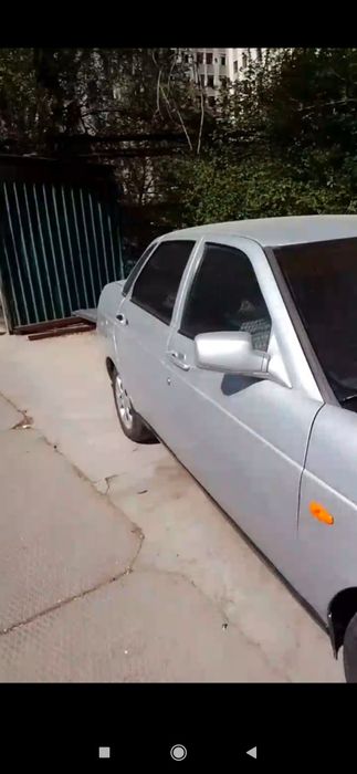 lada priyora zapchasga sotiladi   gidrokanpitsatori ishlamidi sitatir