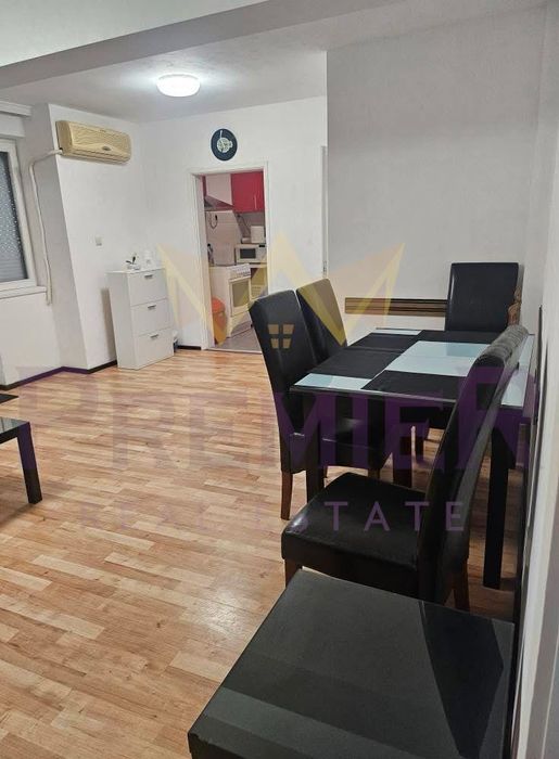 Дава се под наем Четиристаен апартамент в Варна, Лятно кино Тракия - 100 кв.м за 765 € - Снимка #1