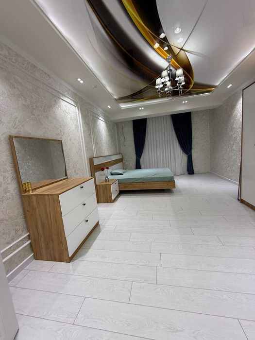 Продается квартира 152.68 м2   4/7/10   яшнабадский район улице Баку