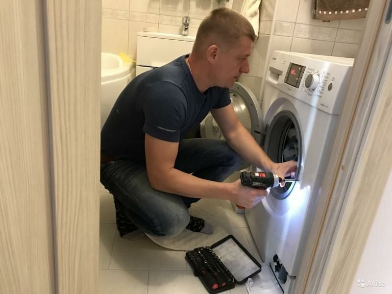 Ремонт стиральных машин .