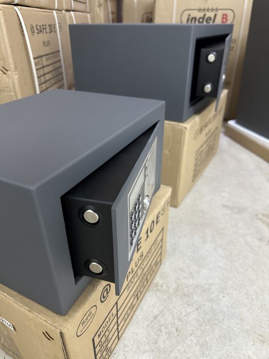 Seifuri noi antiefracție / electronic + cheie magnetică