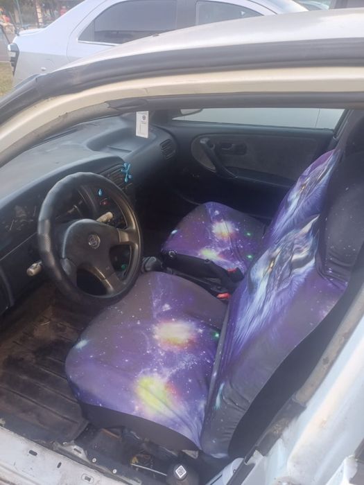 Продам машину Nissan Primera