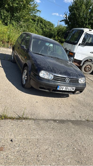 Dezmembrez Volkswagen golf 4 , motor 1.4 16v
