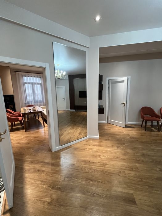 продаю свою 4-х комнатную квартиру