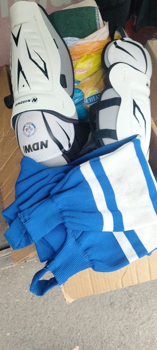 Щитки до хоккея. Трико