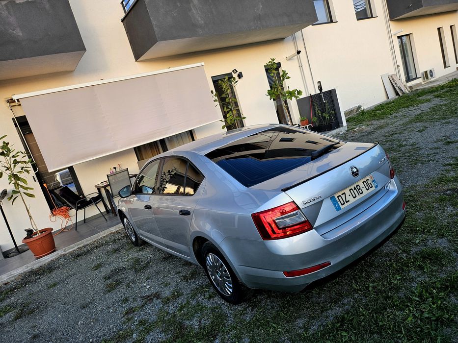 SKODA Octavia 2016 — imagine 4