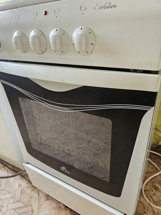 Продам электроплиту