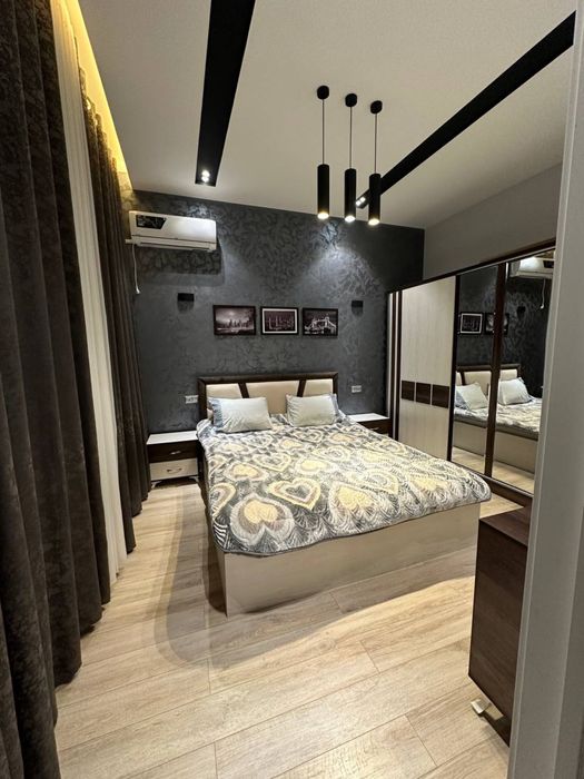 Qasr hovli Nurafshon