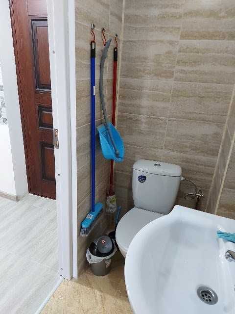 Vând garsonieră 20 mp zona Artego, strada Ciocârlău bloc 13 Târgu Jiu