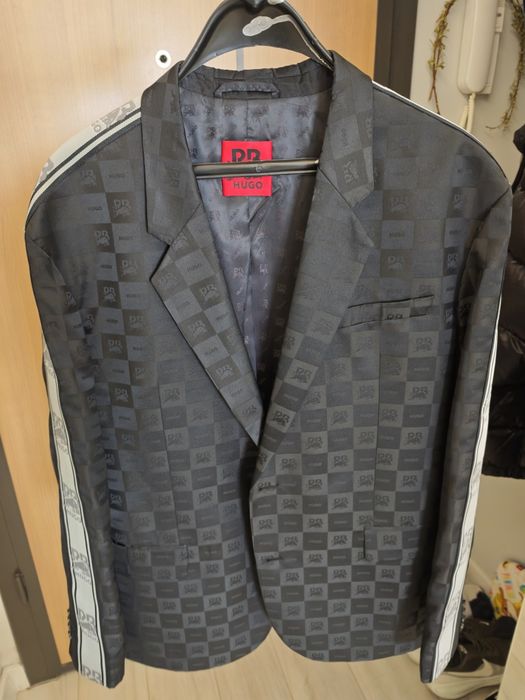 Оригинално мъжко сако Hugo Boss
