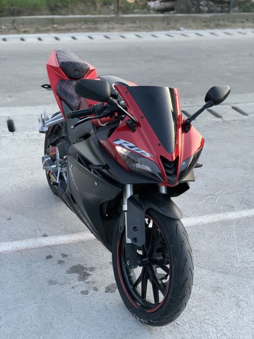Yamaha yzf r125