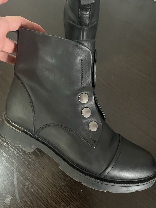 Продам ботинки осенние