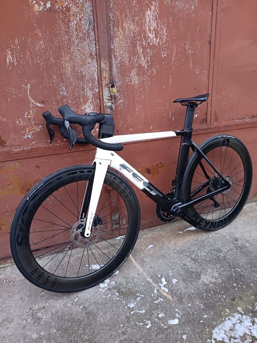 Felt AR Advanced full carbon /105 di2