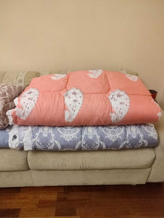 Одеяла с наполнением шелкопряд