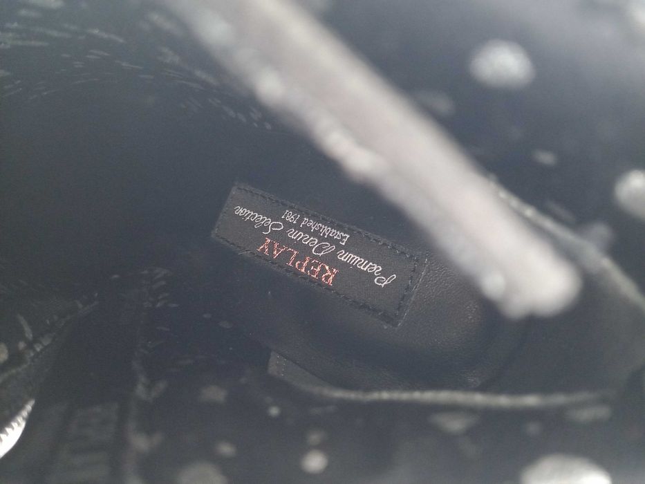 Продавам маркови боти на Repley