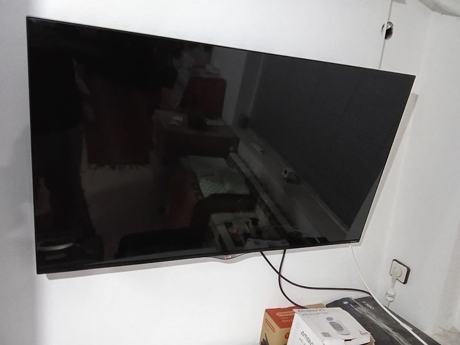 Телевизор LG 49UB850V