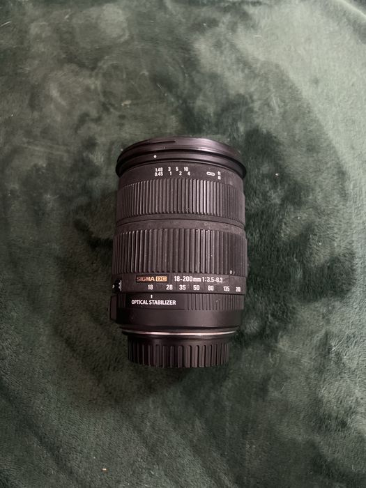 Sigma Dc zoom 18-200 f3.5 - f6.3 montura canon