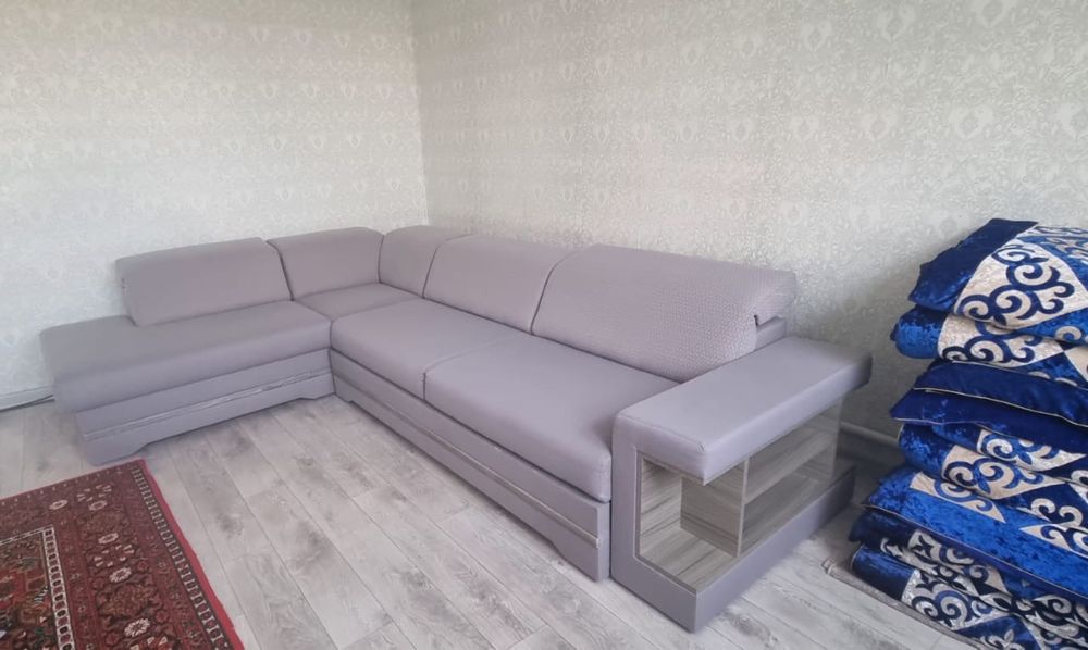 Продам  диван угловой