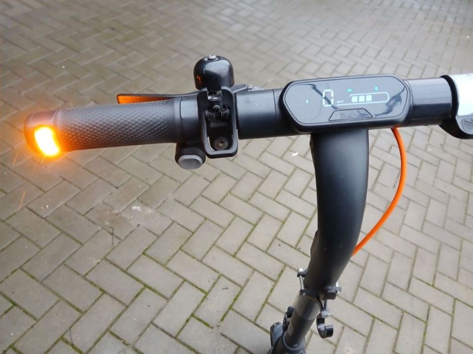 Trotineta ninebot E2 Plus