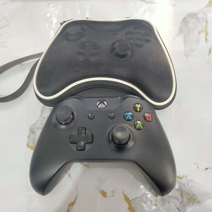 Продам Геймпад XBOX Series