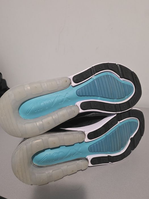 Nike Air Max 270