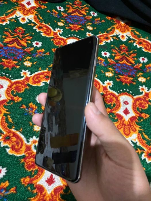 Samsung Galaxy S10 8+8ga 128 talik imeikalari o'tkan ishlashiga garant