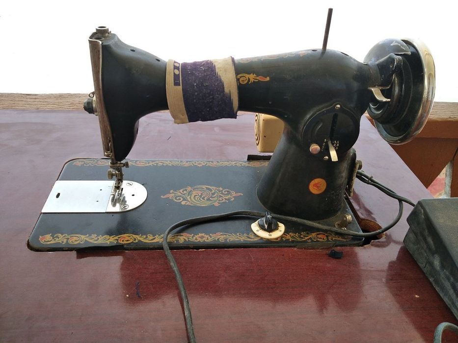 тикув машинаси сотилади матор паставка камплект