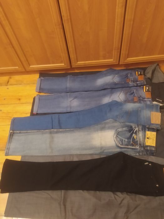 Брюки и джинсы 29;30 размеры