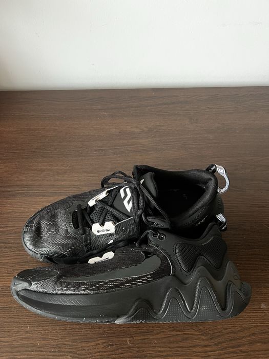 Спортни маратонки Nike Giannis Immortality 2