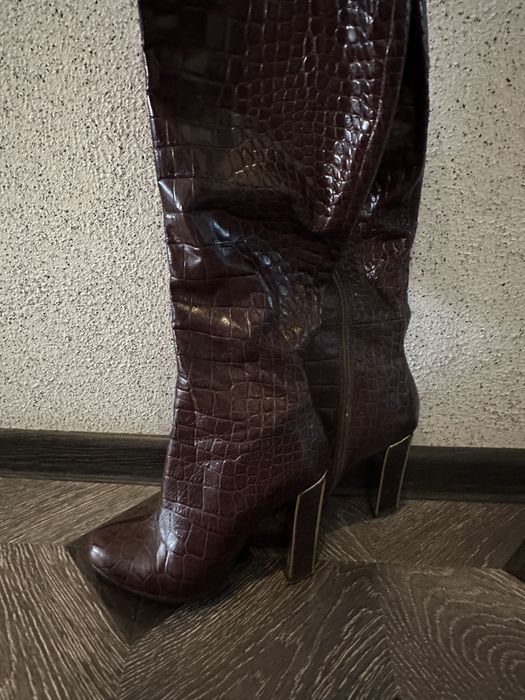 Осенние сапоги кожанные