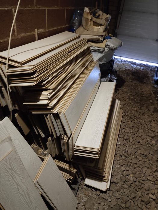 Продам б/у ламинат