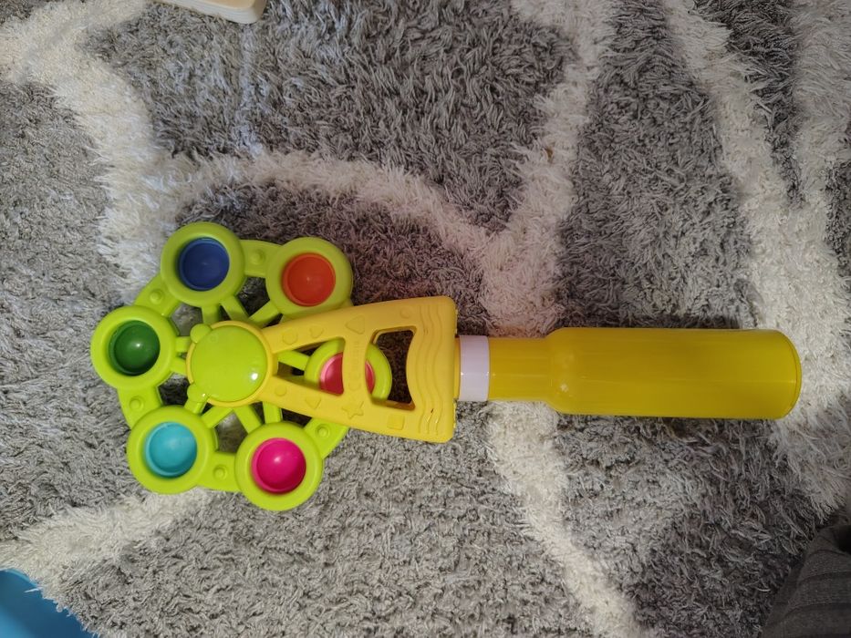 Vând lot jucării bebe