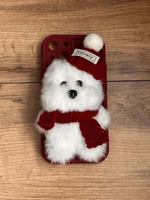 Чехлы на iPhone 13