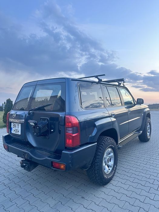 Nissan Patron 3.0 Autoutilitară (N1)