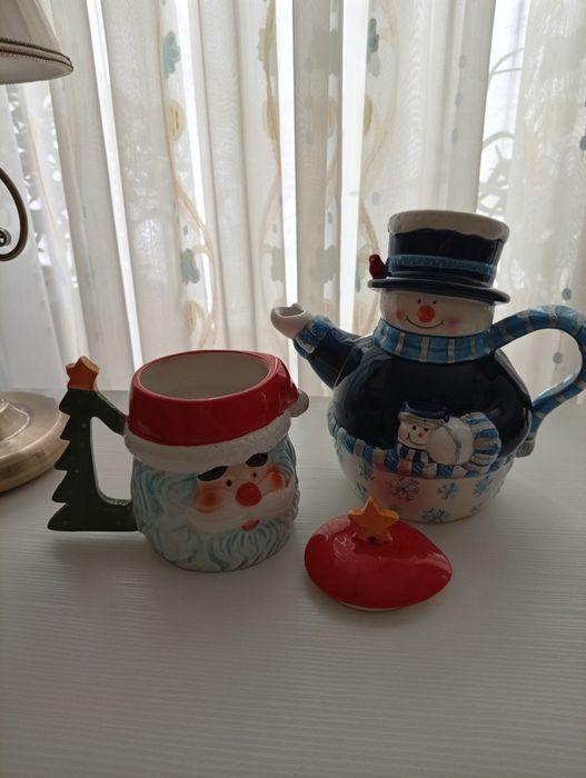 Продам декоративные чайник и сахарница