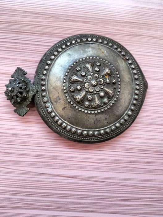 Голяма сребърна пафта