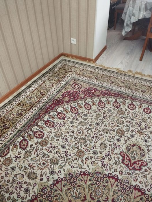 Продам большой ковер